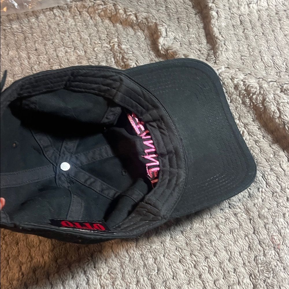 Funnel hat - Picture 4 of 4